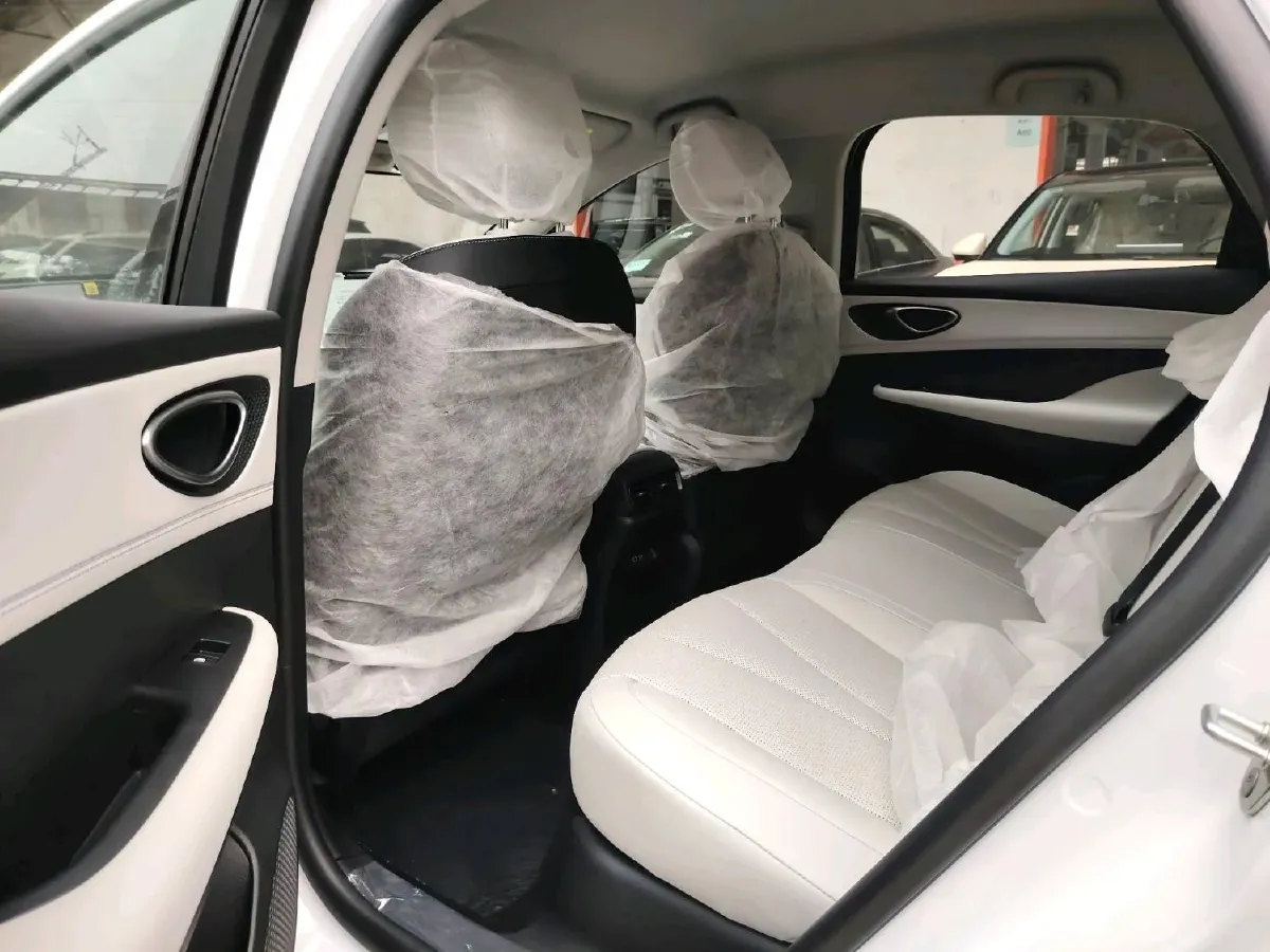 2026 BYD Seal05 DM-i 1.5L 101HP L4 E-CVT PHEV,autocango,china used car exporter,china ev exporter,chinese used car exporter,chinese used ev exporter