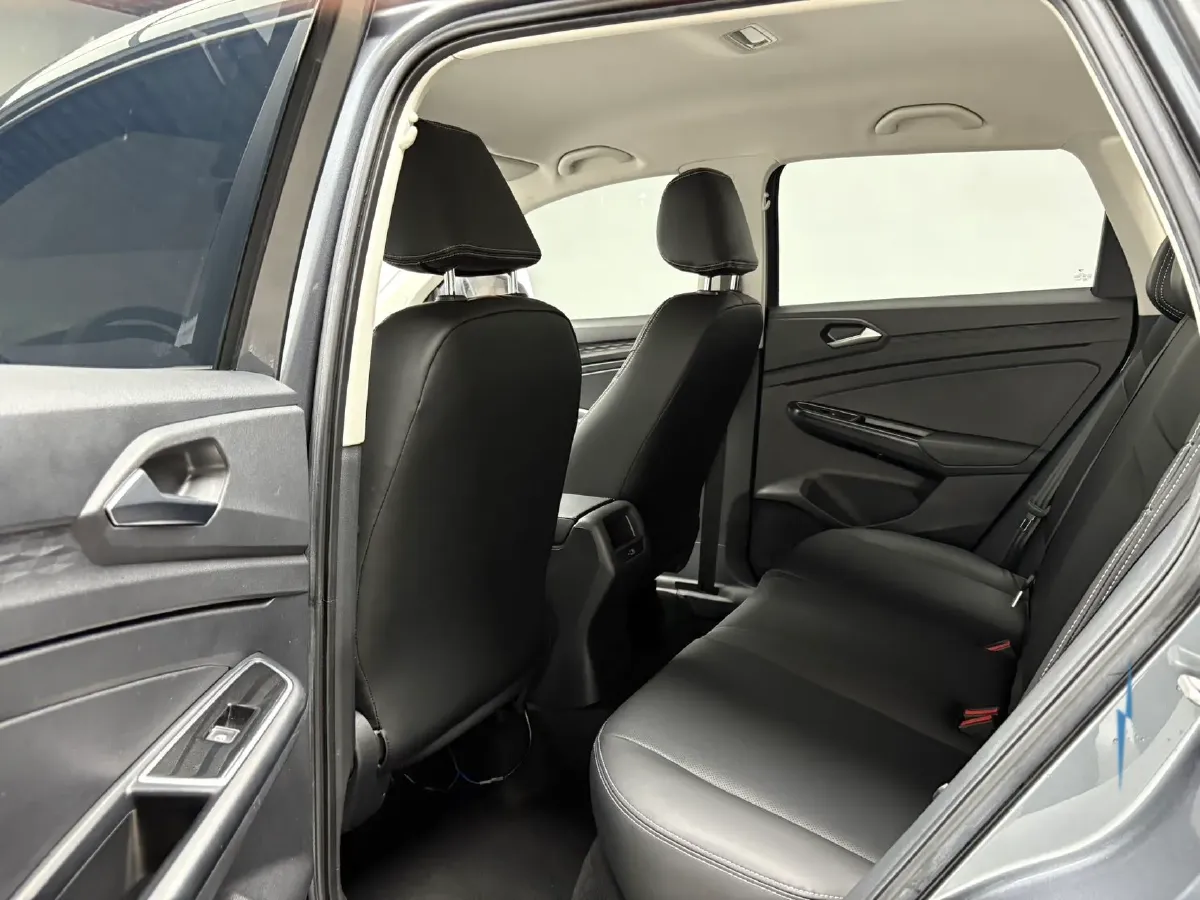 2022 Jetta VS5 1.4T 150HP L4 6AT,autocango,china used car exporter,china ev exporter,chinese used car exporter,chinese used ev exporter