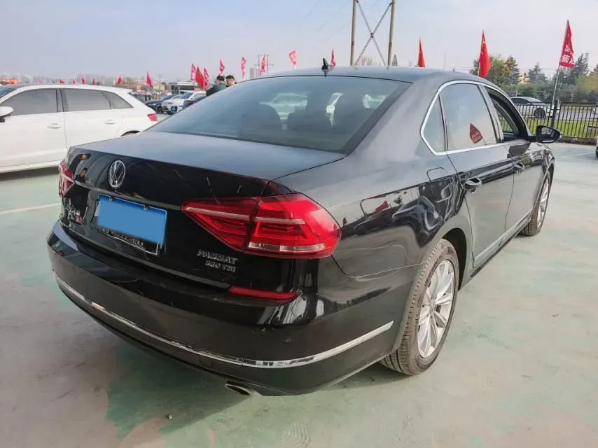 2017 Volkswagen Passat 1.8T 180HP L4 7DCT,autocango,china used car exporter,china ev exporter,chinese used car exporter,chinese used ev exporter