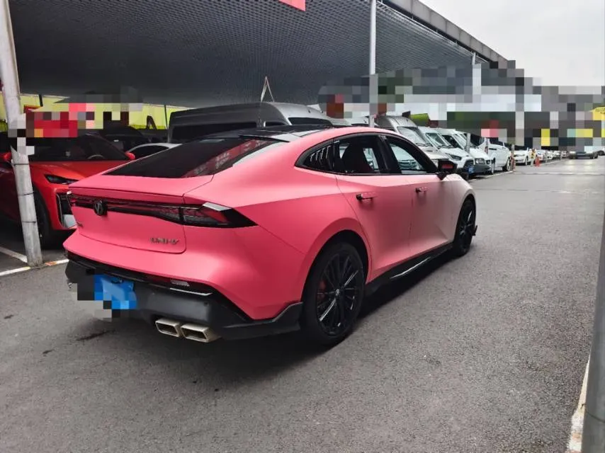 2024 ChangAn UNI-V 1.5T 188HP L4 7DCT,autocango,china used car exporter,china ev exporter,chinese used car exporter,chinese used ev exporter