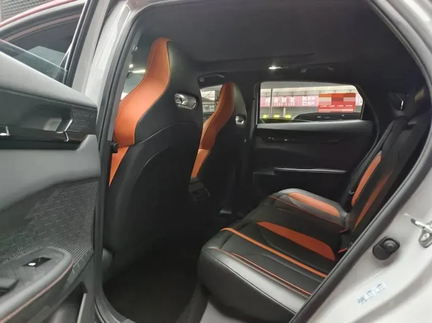 2024 ChangAn UNI-V 1.5T 188HP L4 7DCT,autocango,china used car exporter,china ev exporter,chinese used car exporter,chinese used ev exporter