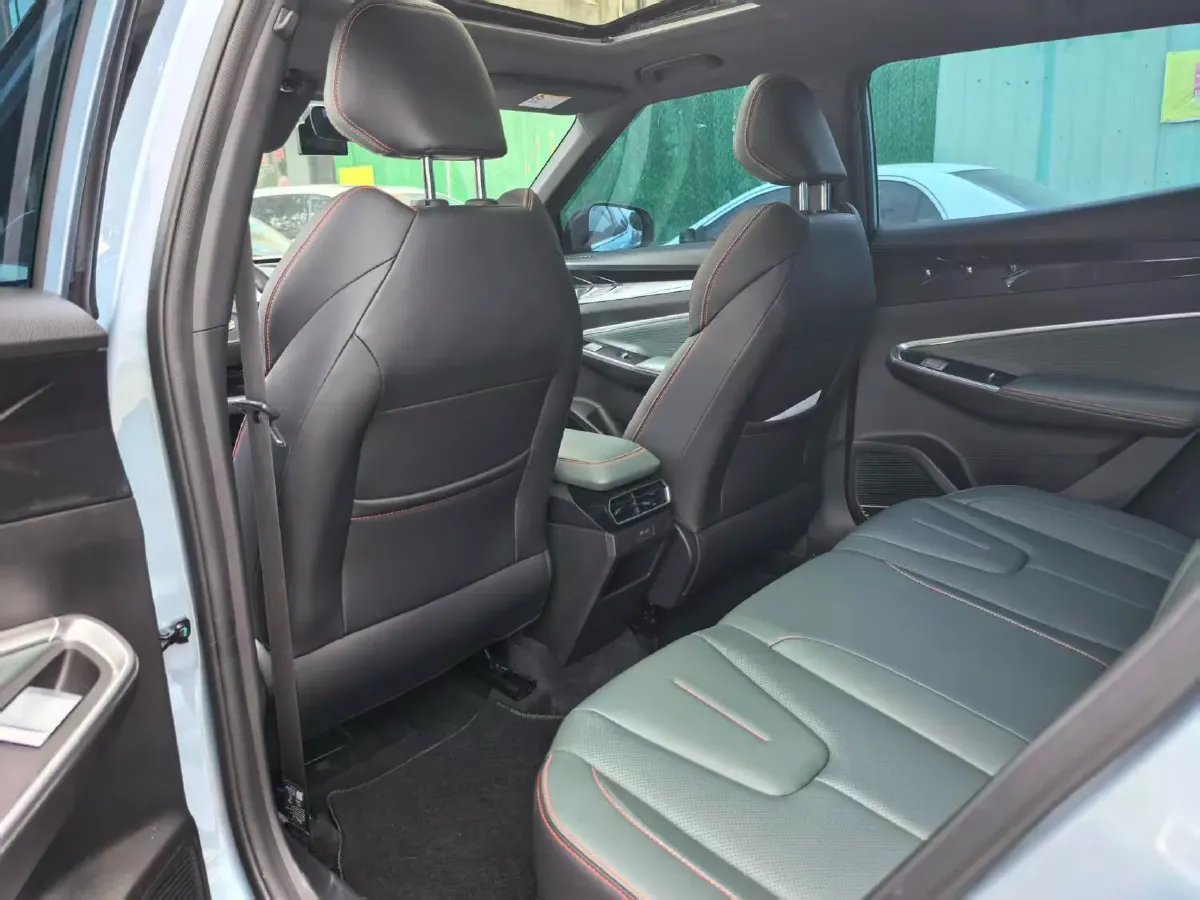 2023 Geely Azkarra 1.5T 181HP L4 7DCT,autocango,china used car exporter,china ev exporter,chinese used car exporter,chinese used ev exporter