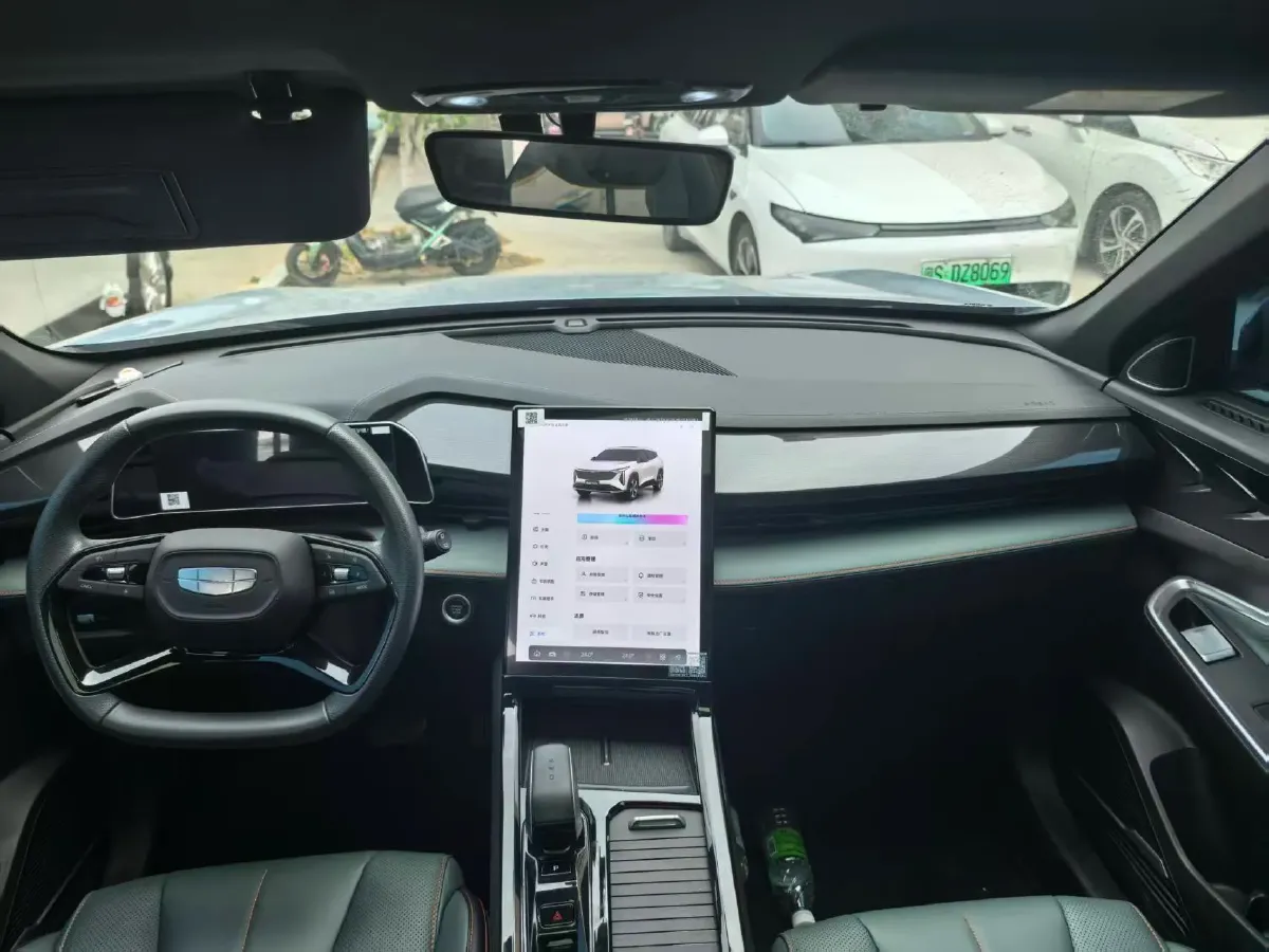 2023 Geely Azkarra 1.5T 181HP L4 7DCT,autocango,china used car exporter,china ev exporter,chinese used car exporter,chinese used ev exporter