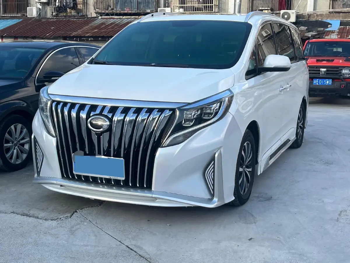 2021 GAC Trumpchi M8 2.0T 252HP L4 8AT