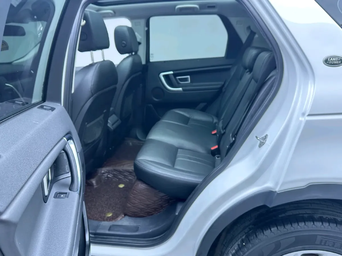 2019 Land Rover Discovery Sport 2.0T 241HP L4 9AT,autocango,china used car exporter,china ev exporter,chinese used car exporter,chinese used ev exporter