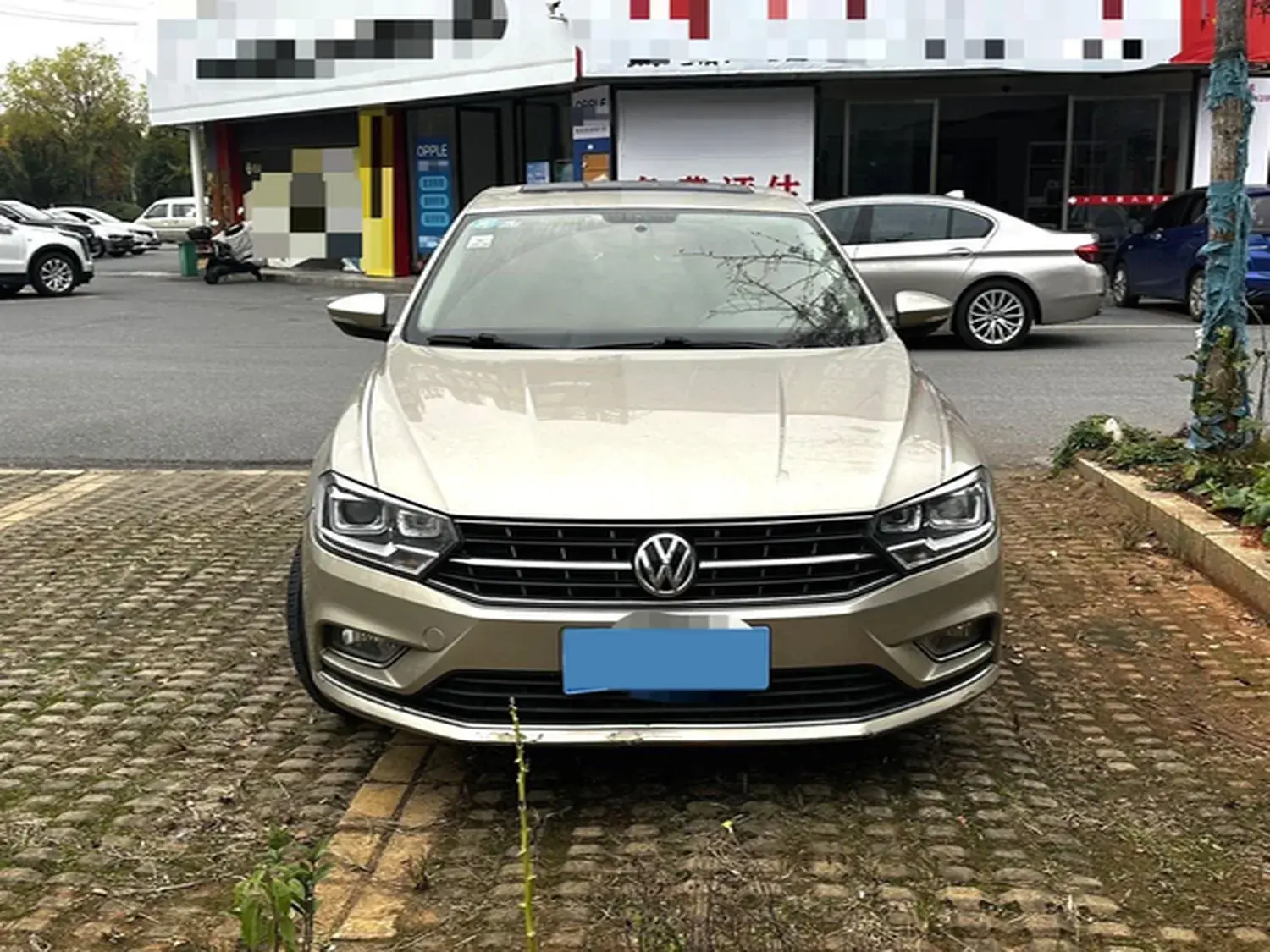 2018 VOLKSWAGEN BORA thumbnail 3