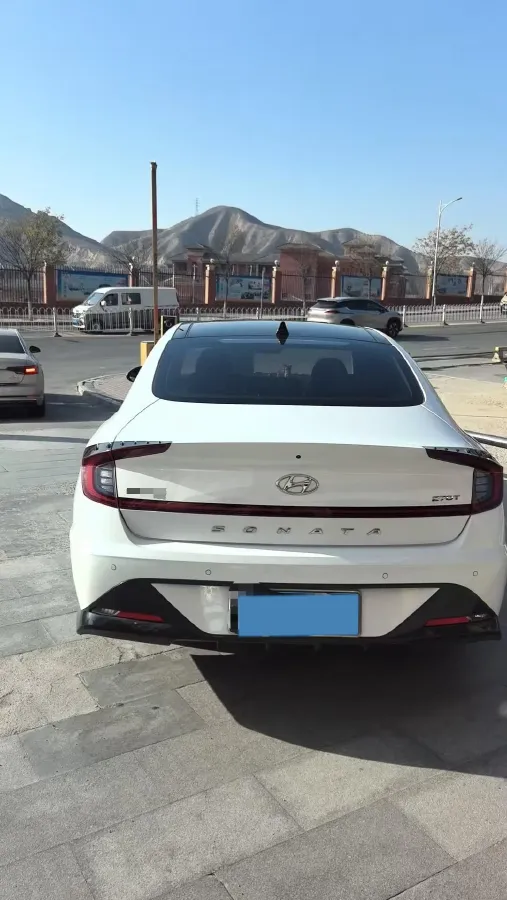2020 Hyundai Sonata 1.5T 170HP L4 7DCT,autocango,china used car exporter,china ev exporter,chinese used car exporter,chinese used ev exporter