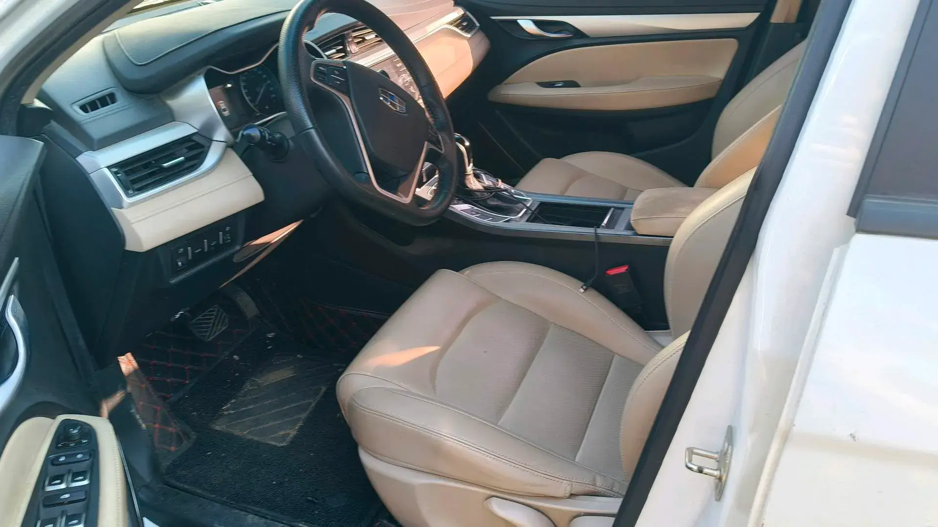 2018 GEELY EMGRAND thumbnail 4