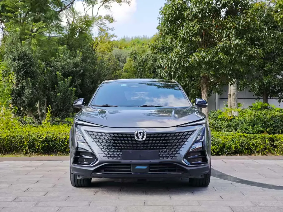 2022 ChangAn UNI-T 2.0T 233HP L4 8AT,autocango,china used car exporter,china ev exporter,chinese used car exporter,chinese used ev exporter