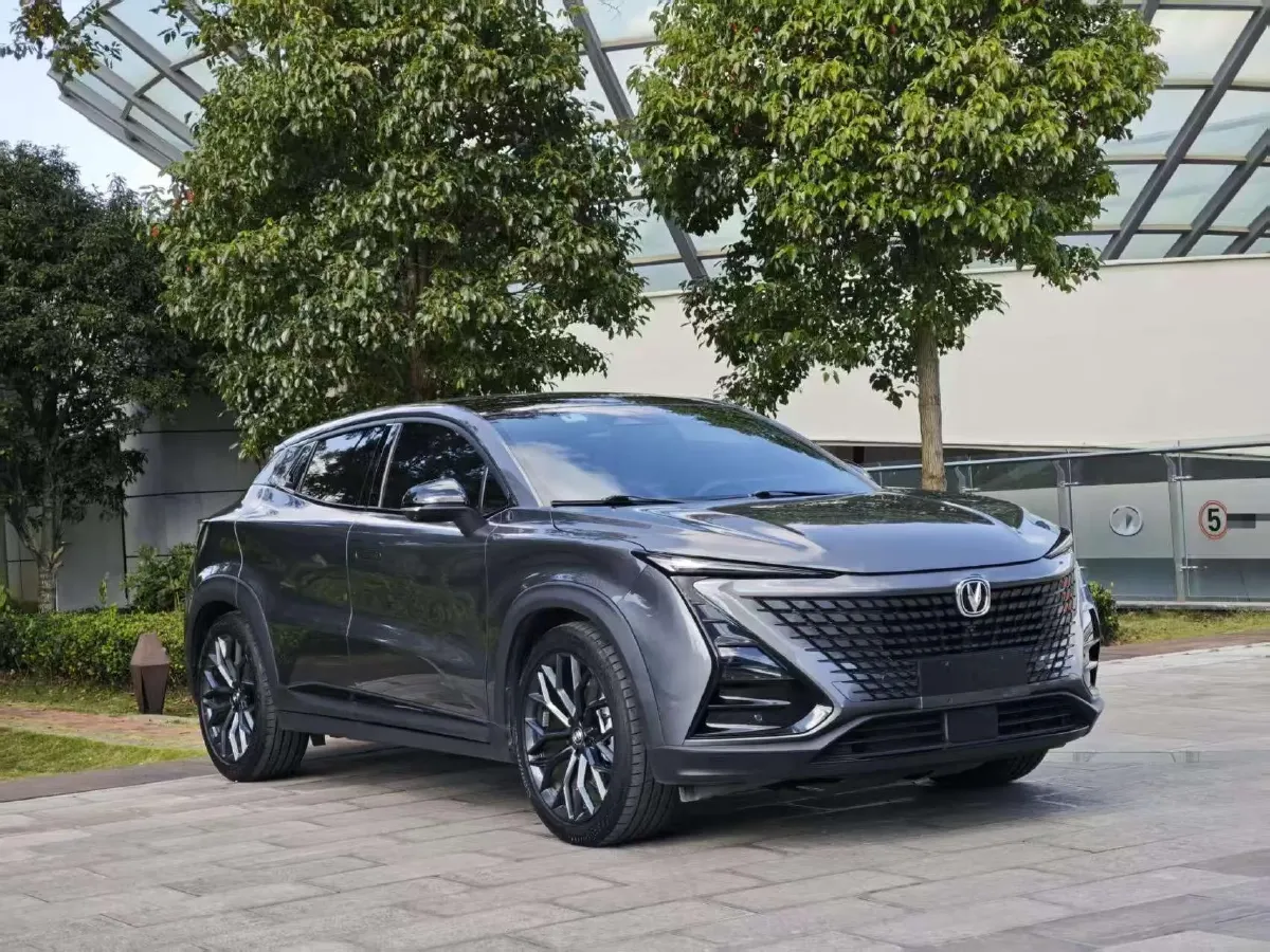 2022 ChangAn UNI-T 2.0T 233HP L4 8AT,autocango,china used car exporter,china ev exporter,chinese used car exporter,chinese used ev exporter