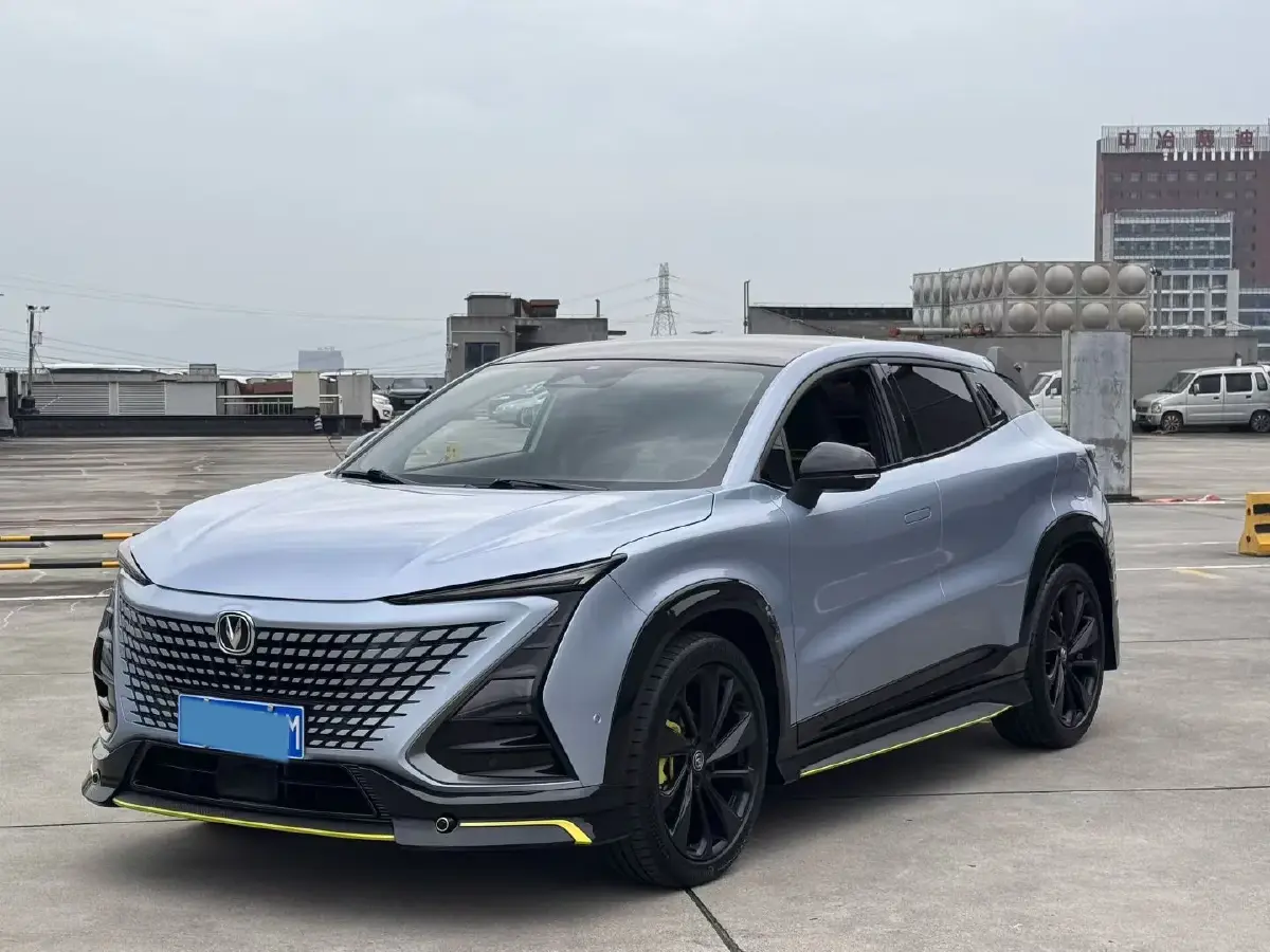 2022 ChangAn UNI-T 1.5T 188HP L4 7DCT