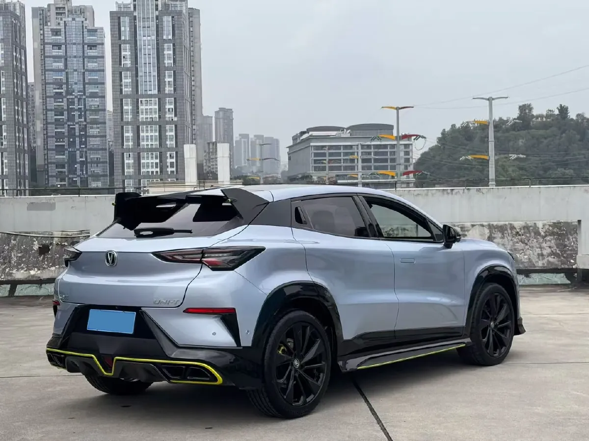 2022 ChangAn UNI-T 1.5T 188HP L4 7DCT,autocango,china used car exporter,china ev exporter,chinese used car exporter,chinese used ev exporter