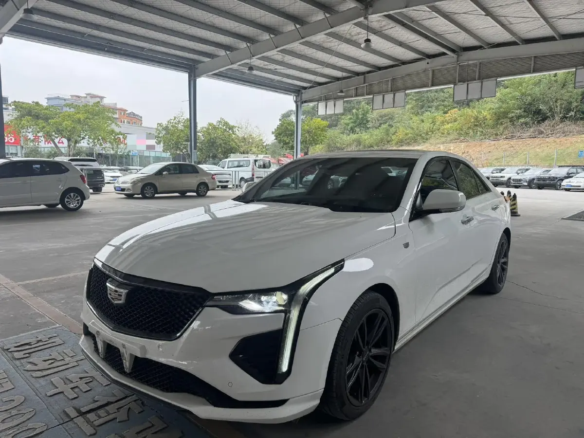 2021 Cadillac CT4 2.0T 237HP L4 8AT