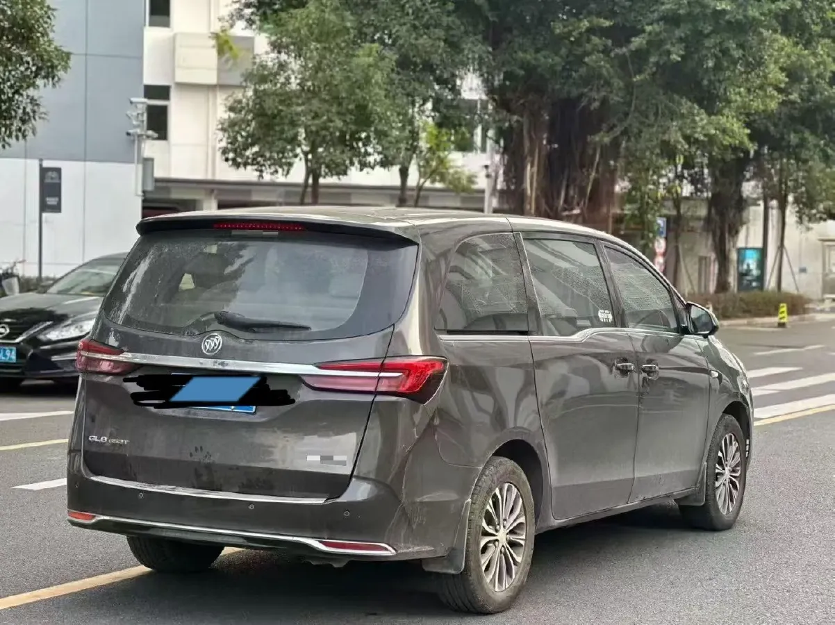 2022 Buick GL8 2.0T 237HP L4 9AT,autocango,china used car exporter,china ev exporter,chinese used car exporter,chinese used ev exporter