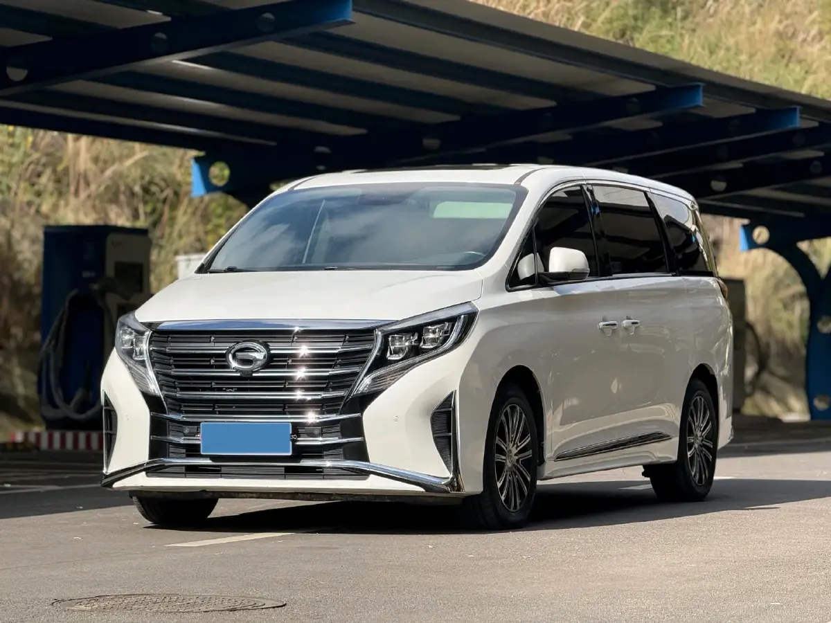 2021 GAC Trumpchi M8 2.0T 252HP L4 8AT