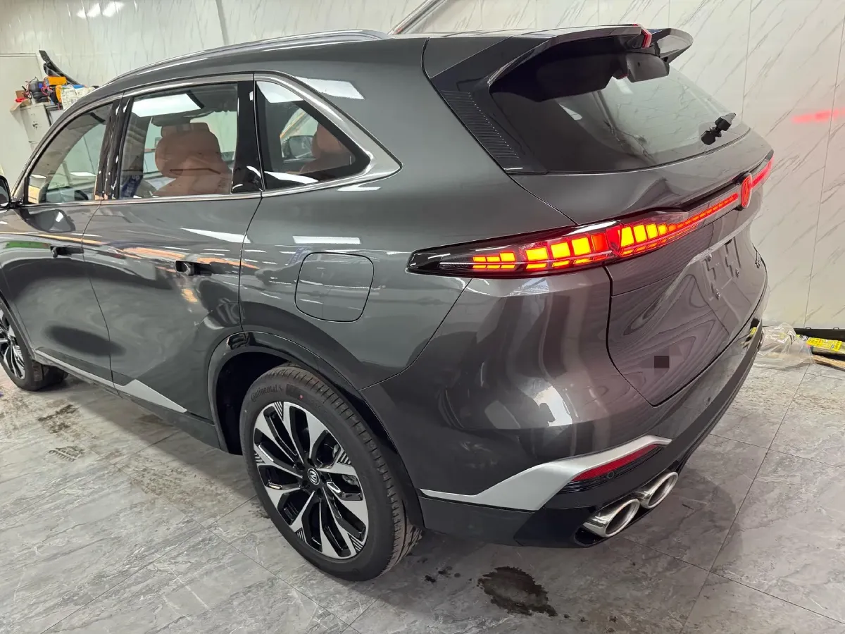 2025 ChangAn CS75 Plus 2.0T 233HP L4 8AT,autocango,china used car exporter,china ev exporter,chinese used car exporter,chinese used ev exporter