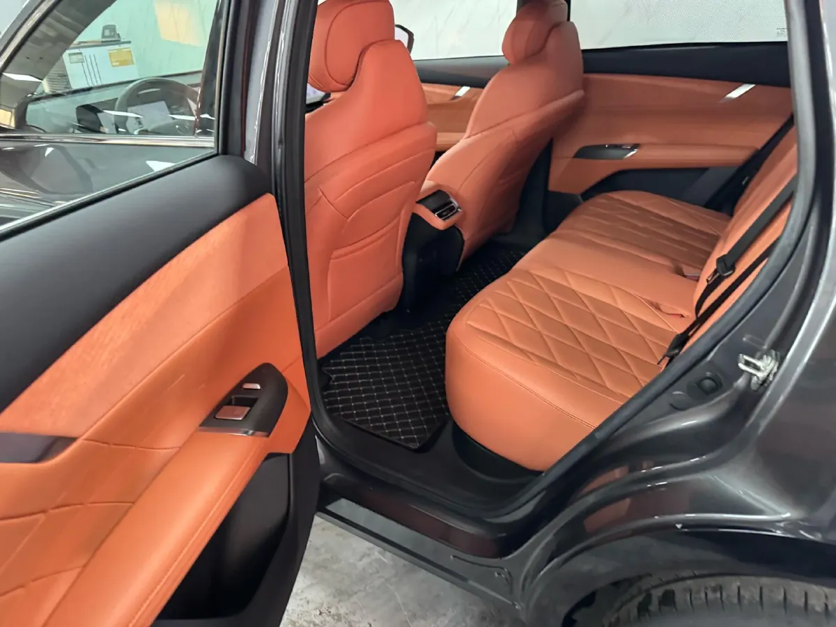 2025 ChangAn CS75 Plus 2.0T 233HP L4 8AT,autocango,china used car exporter,china ev exporter,chinese used car exporter,chinese used ev exporter