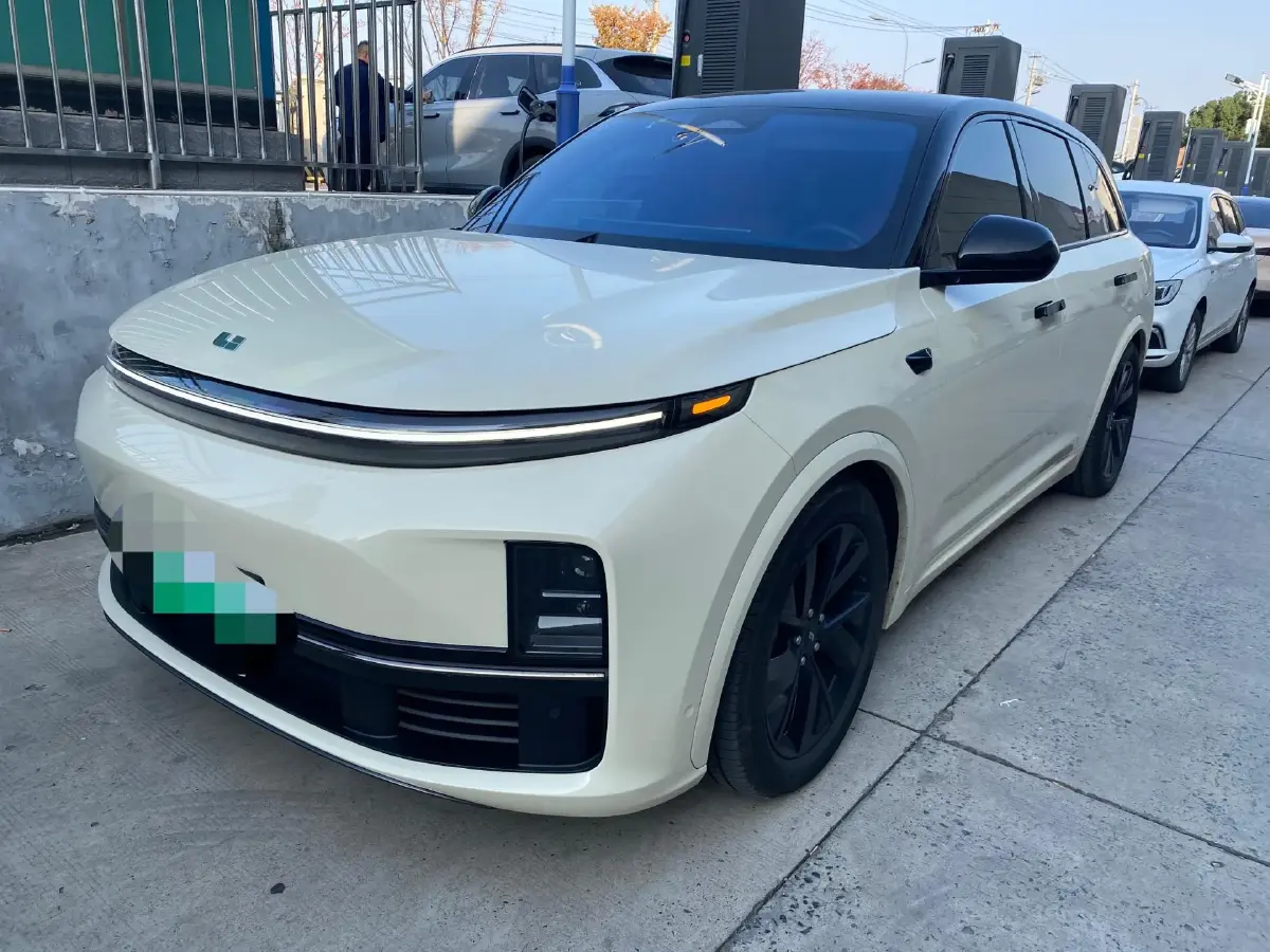 2023 Li L7 Range Extended 154HP REEV 40.9KWH