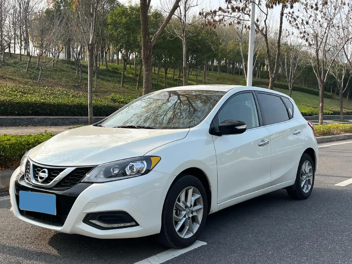 2023 Nissan Tiida 1.6L 122HP L4 CVT