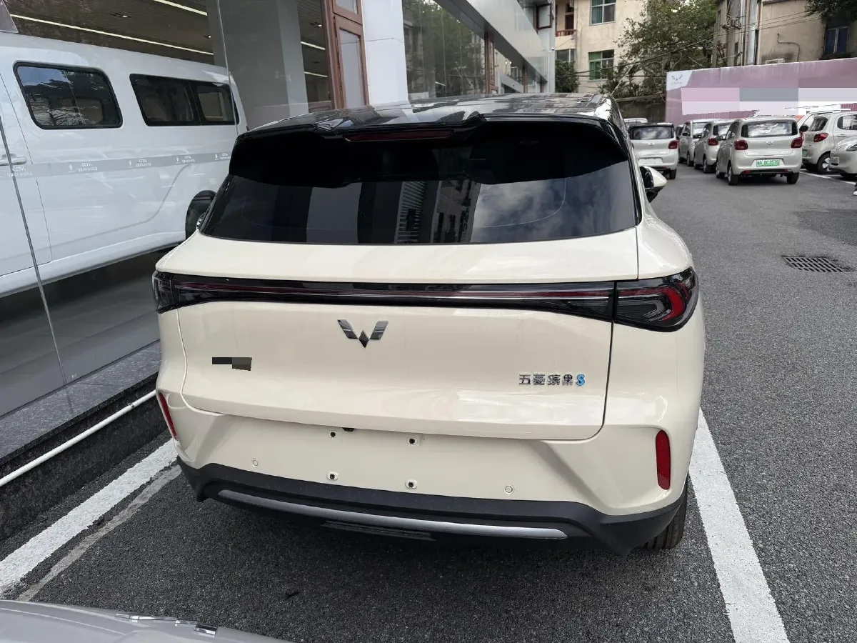 2025 WuLing BinGuo S BEV,autocango,china used car exporter,china ev exporter,chinese used car exporter,chinese used ev exporter