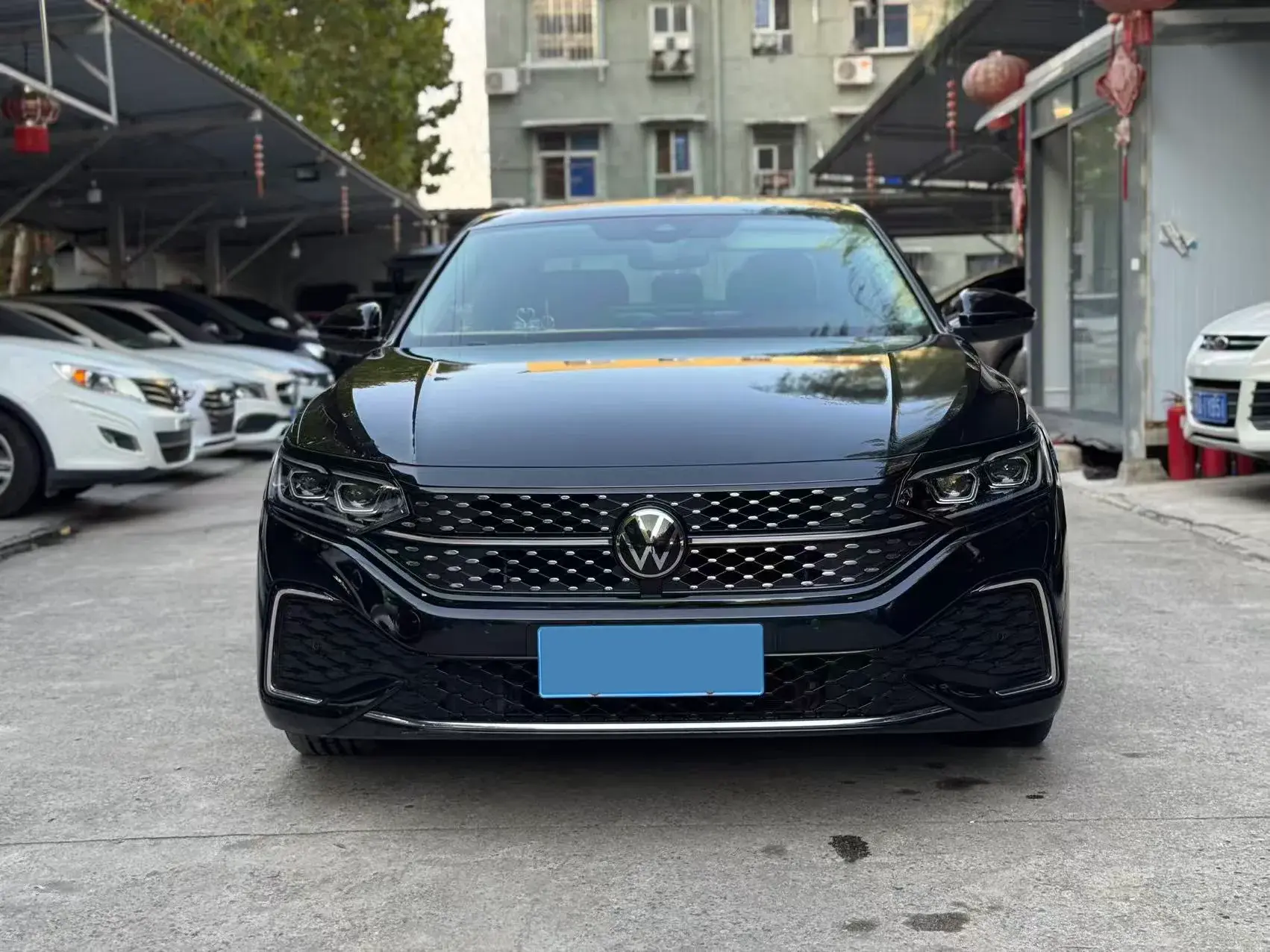 2022 VOLKSWAGEN PASSAT thumbnail 3