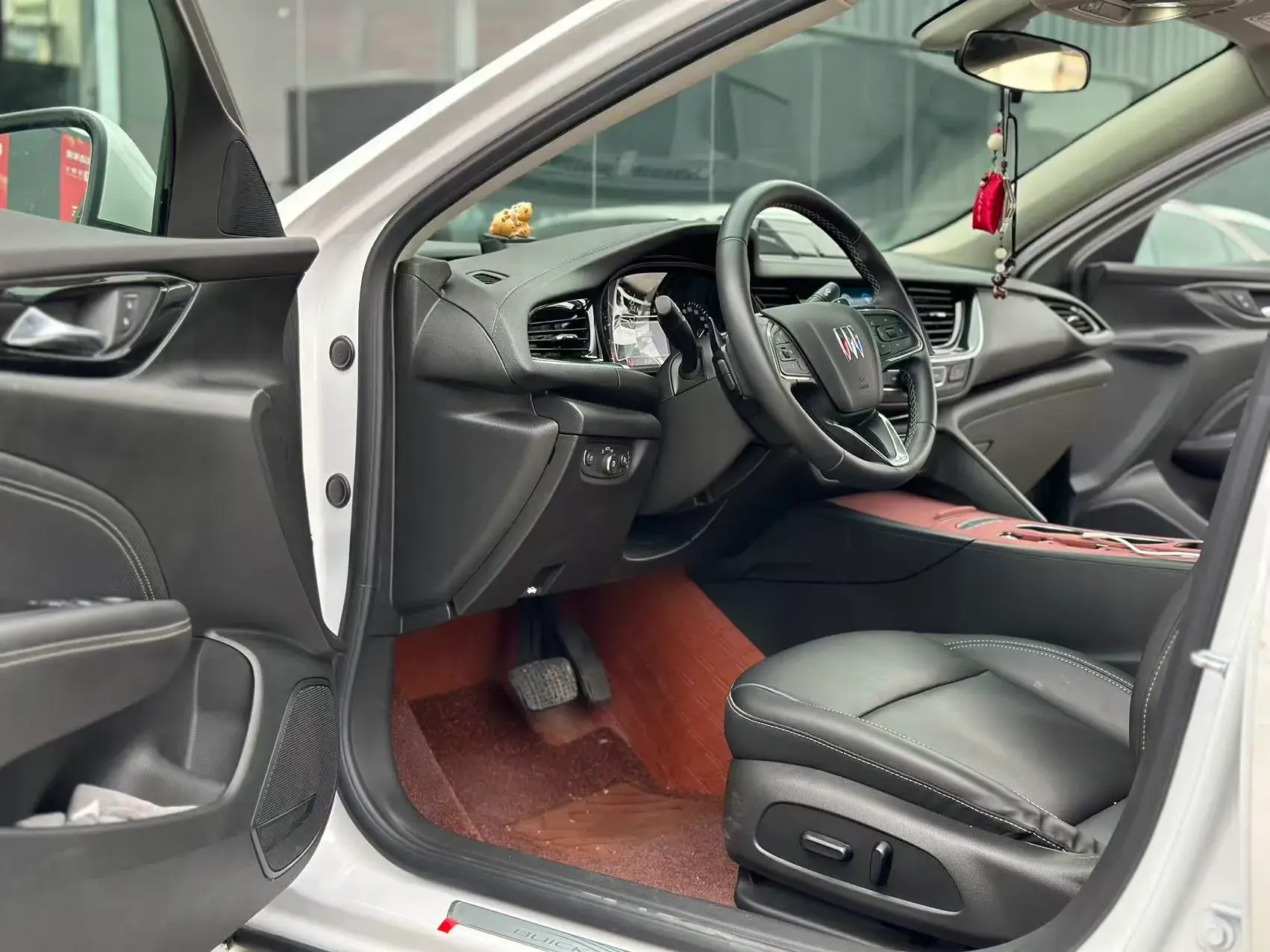 2024 BUICK REGAL thumbnail 4