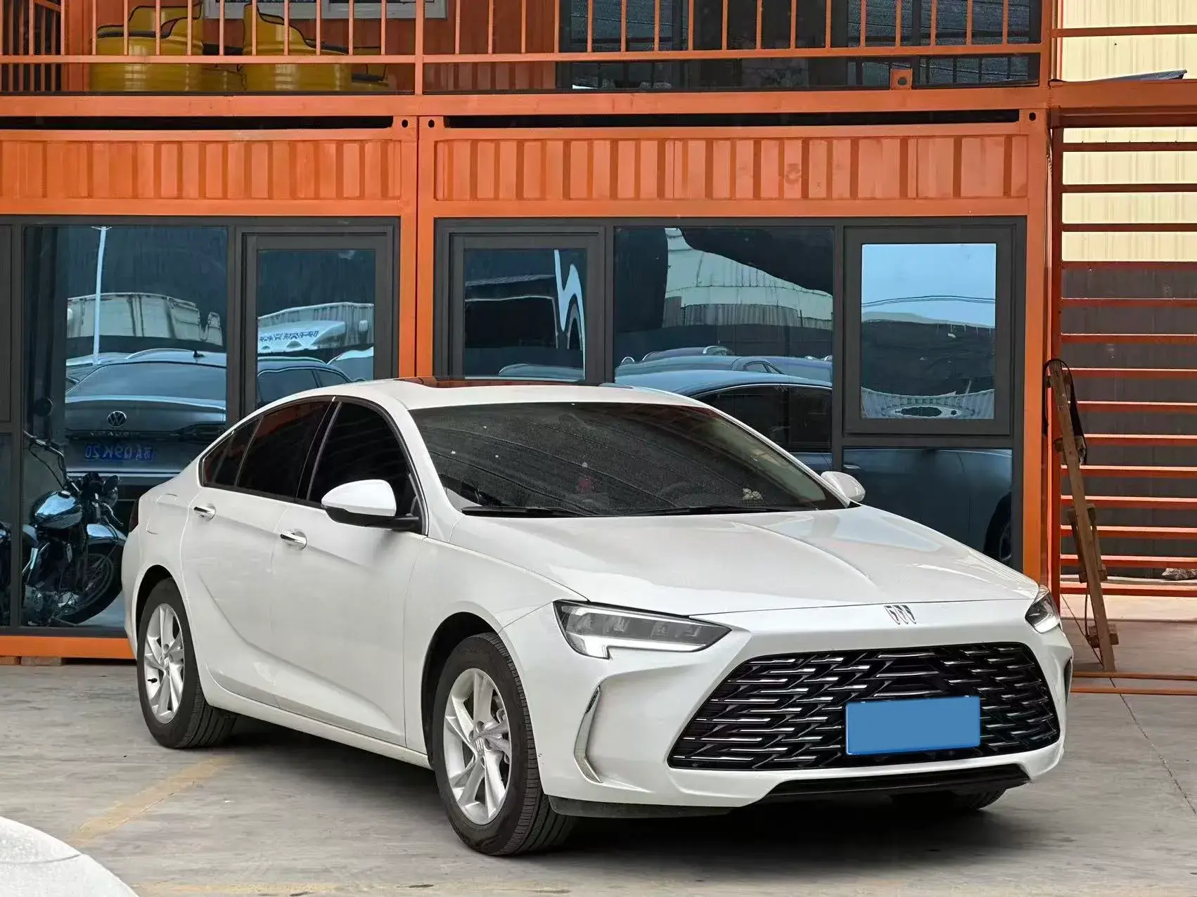 2024 BUICK REGAL thumbnail 3