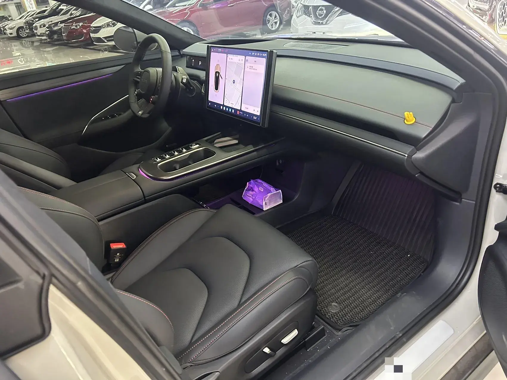 2024 MI SU7 thumbnail 4