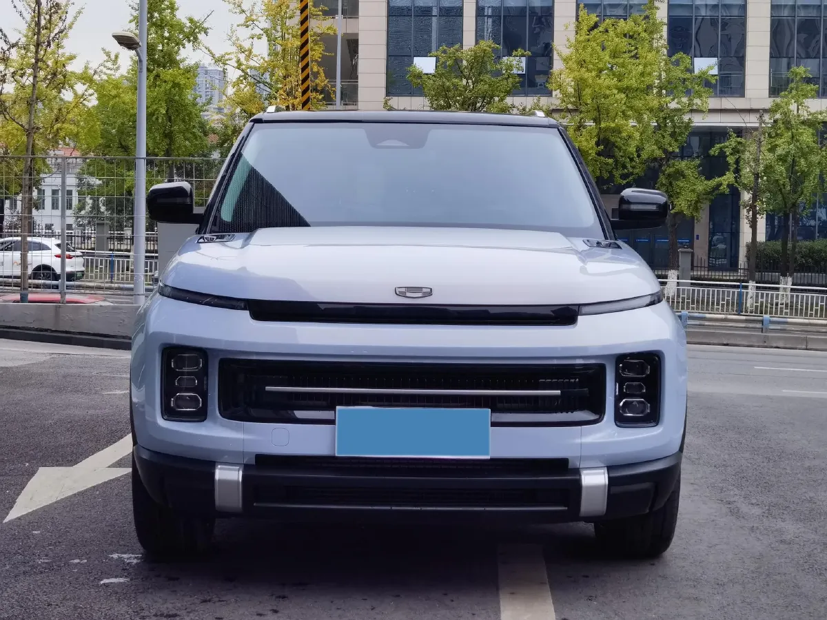 2023 Geely ICON 1.5T 181HP L4 7DCT,autocango,china used car exporter,china ev exporter,chinese used car exporter,chinese used ev exporter