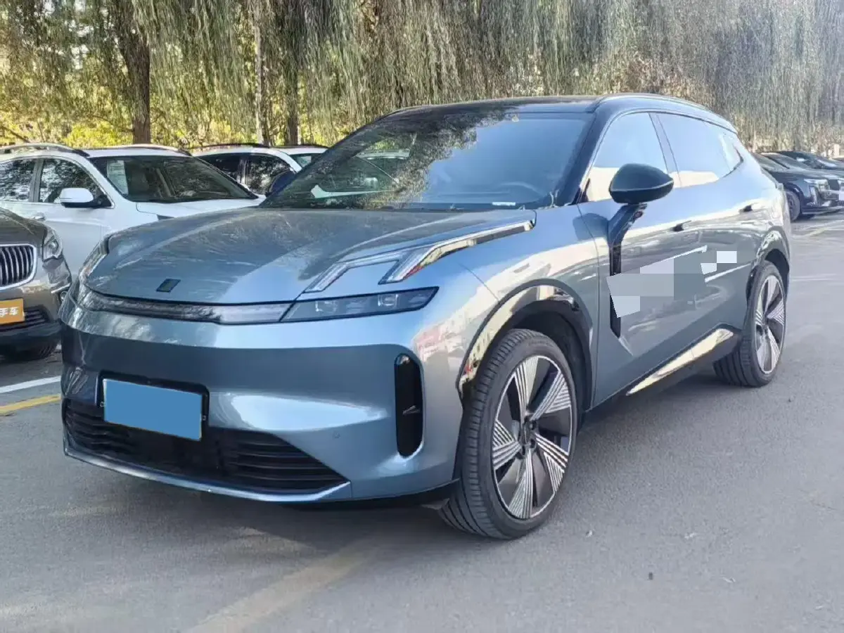 2025 LYNK&CO 08 EM-P 1.5T 163HP L4 3DHT PHEV 39.6KWH