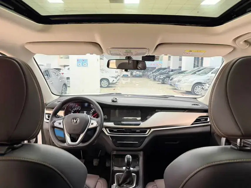 2018 CHANGAN CS35 thumbnail 4