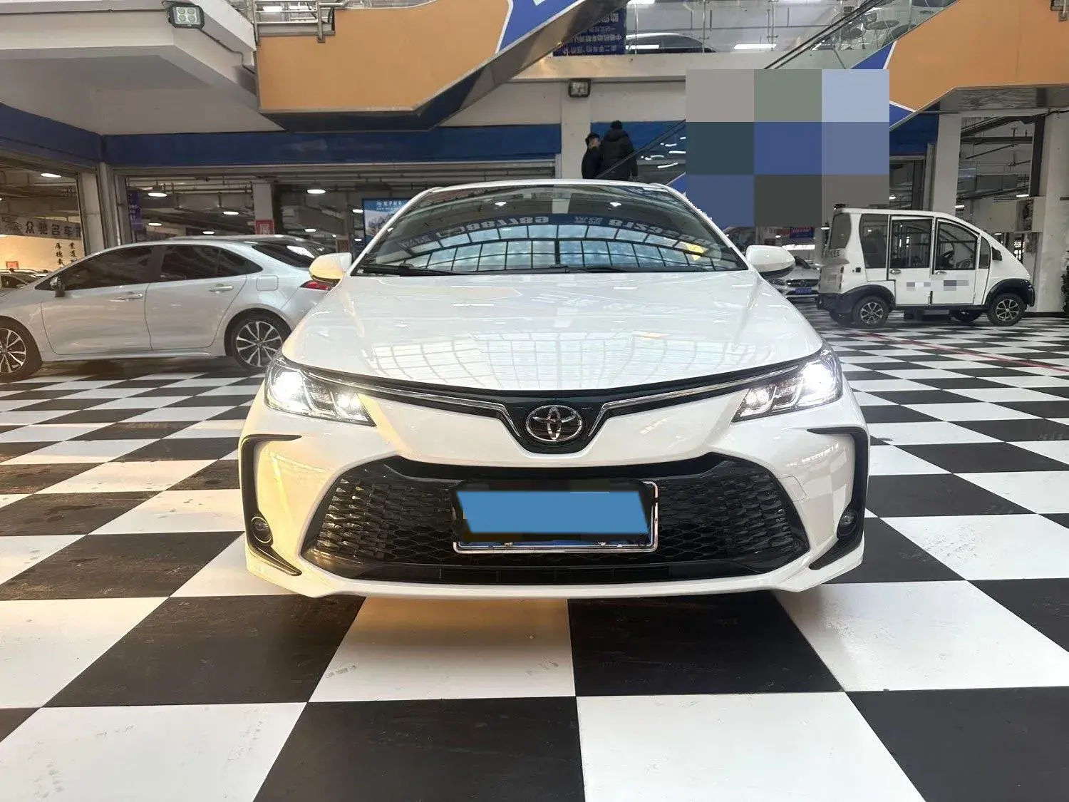 2024 TOYOTA COROLLA thumbnail 2