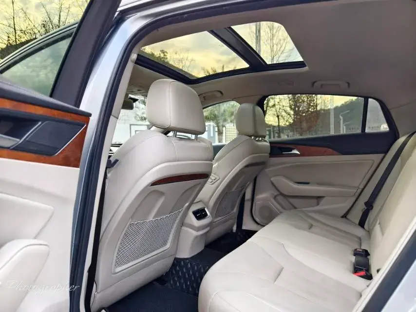 2019 HONGQI H5 thumbnail 3