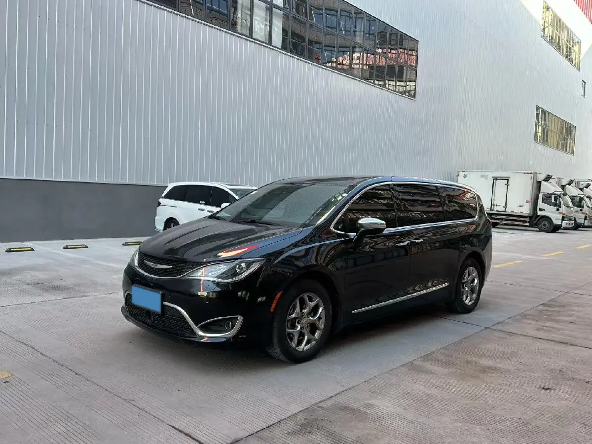 2017 Chrysler Pacifica 3.6L 279HP V6 9AT