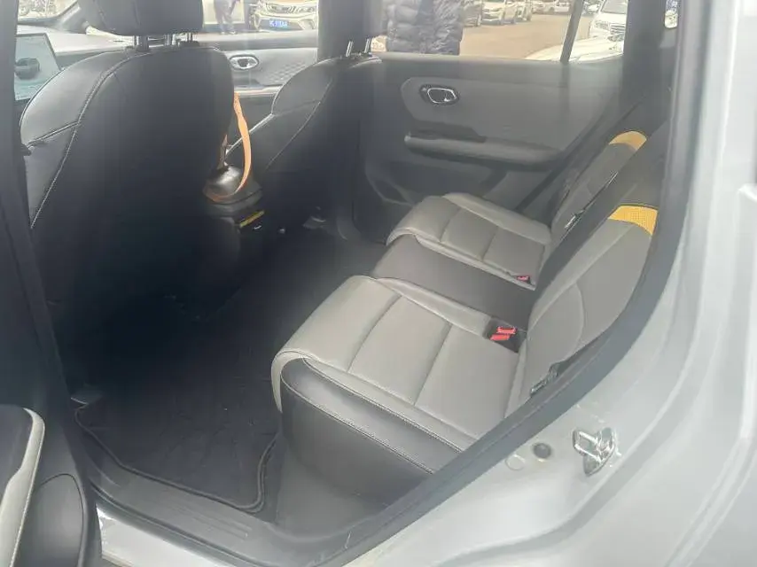 2022 AION Y thumbnail 4