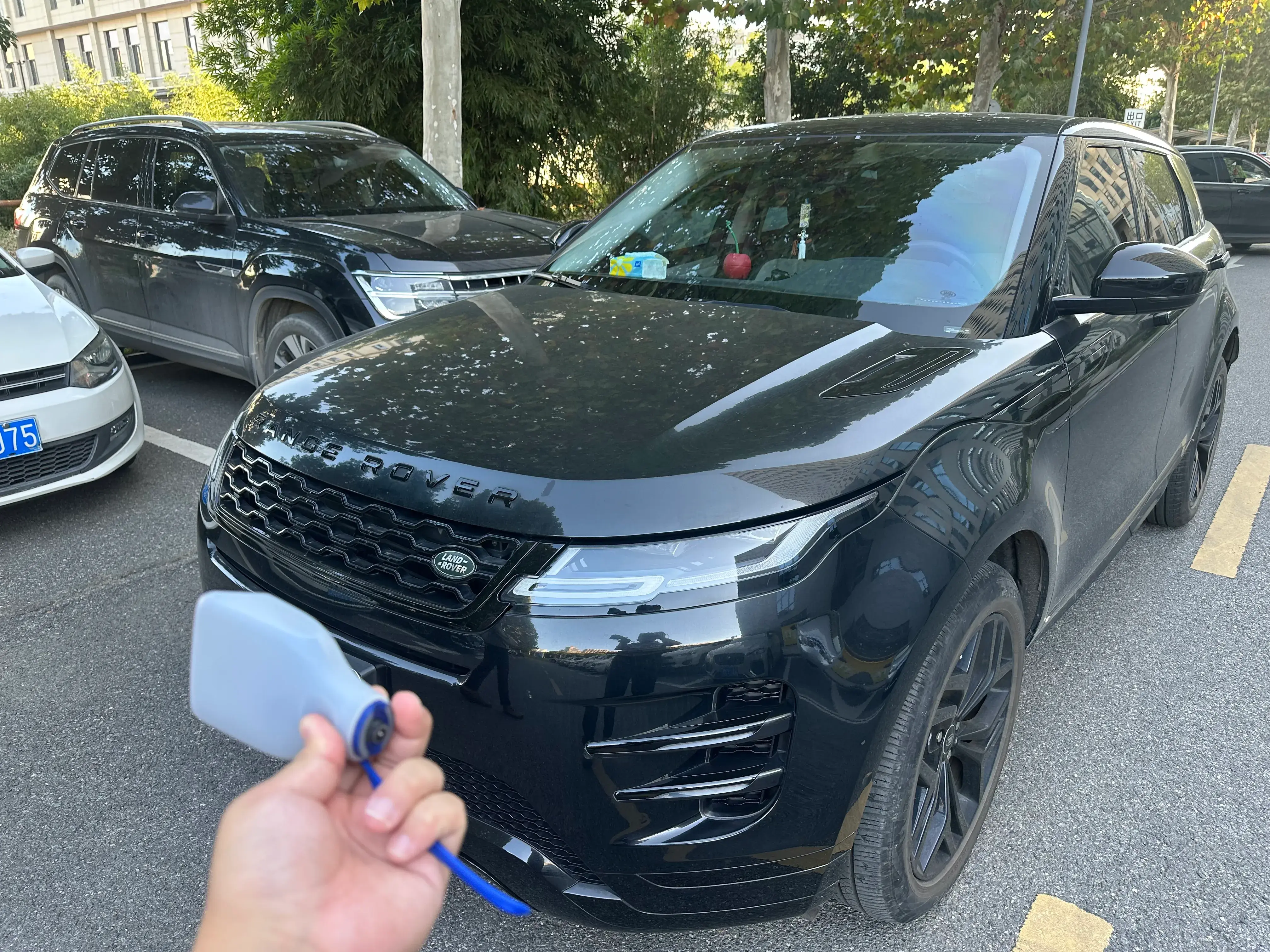 2021 LAND ROVER view 1