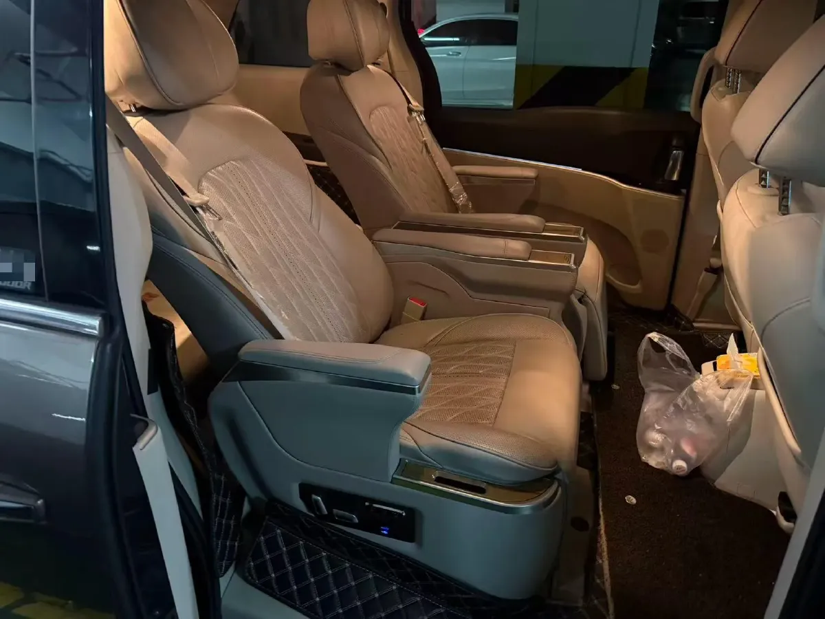 2021 Buick GL8 2.0T 237HP L4 9AT,autocango,china used car exporter,china ev exporter,chinese used car exporter,chinese used ev exporter