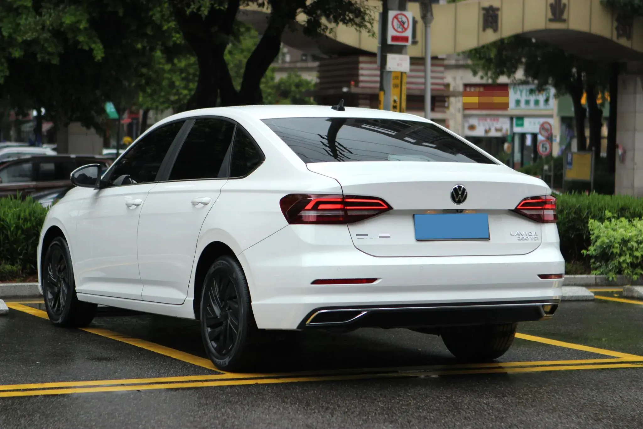 2022 VOLKSWAGEN LAVIDA thumbnail 4