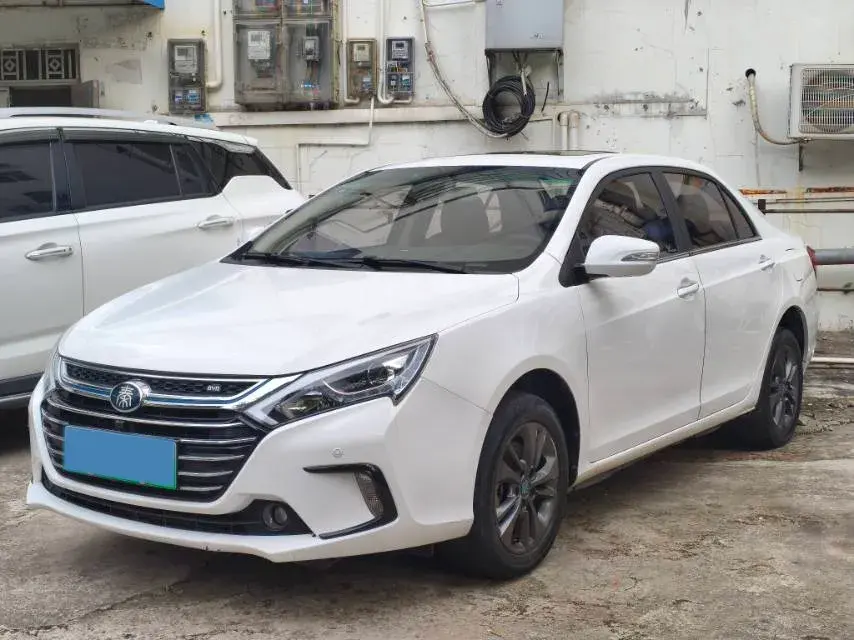 2018 BYD Qin 1.5T 154HP L4 6DCT PHEV 15.2KWH