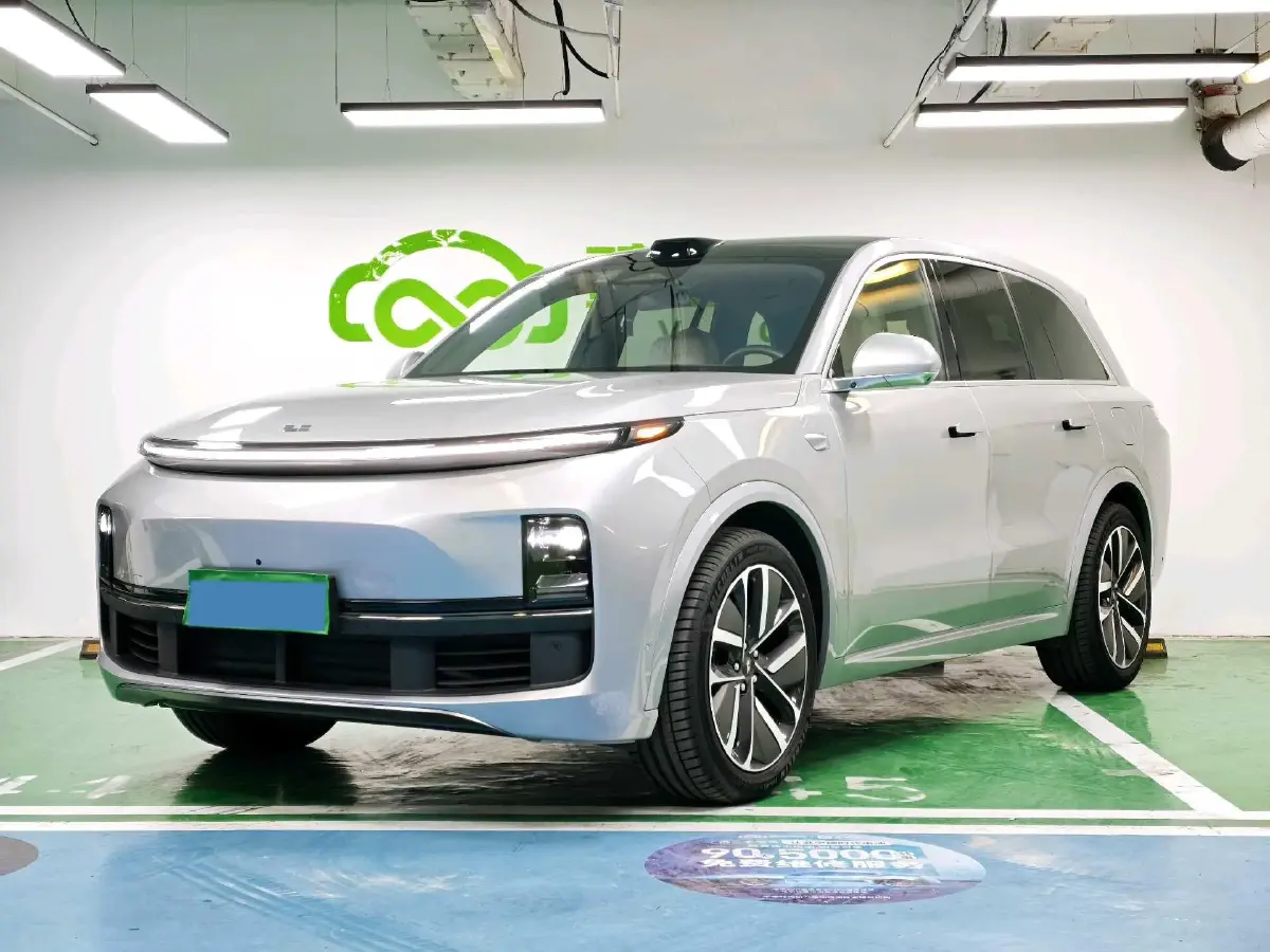 2025 Li L8 Range Extended 154HP REEV