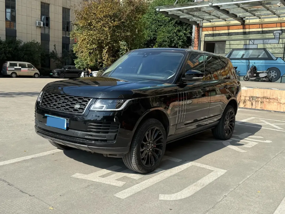 2018 Land Rover Range Rover Evoque 2.0T 241HP L4 9AT
