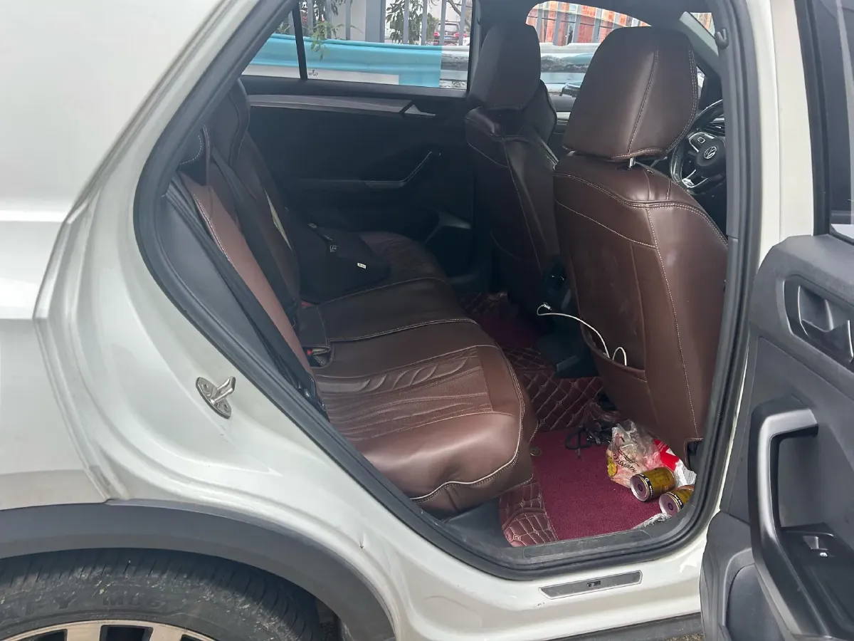 2019 Volkswagen T-Roc 1.4T 150HP L4 7DCT,autocango,china used car exporter,china ev exporter,chinese used car exporter,chinese used ev exporter