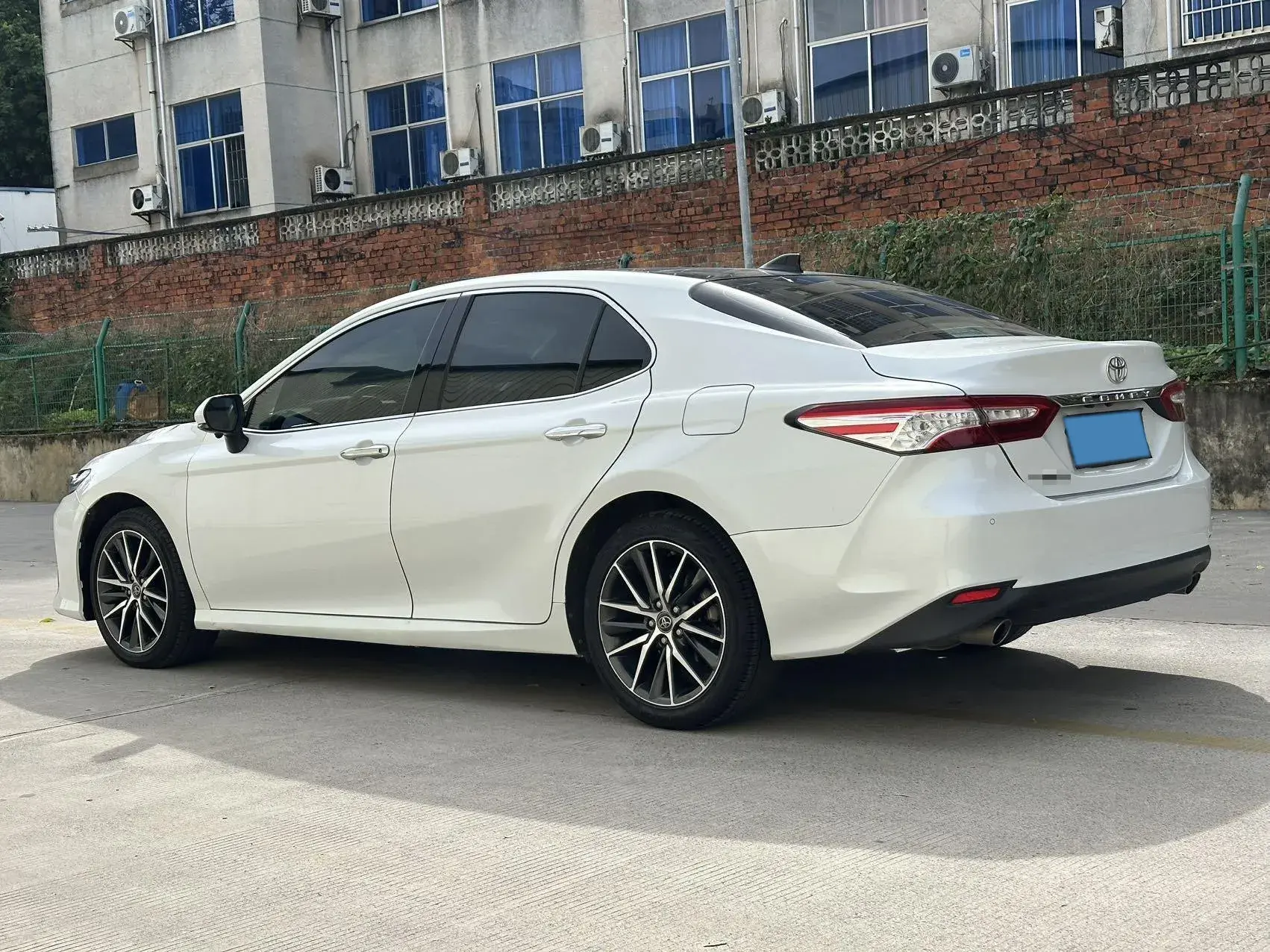 2021 TOYOTA CAMRY thumbnail 4