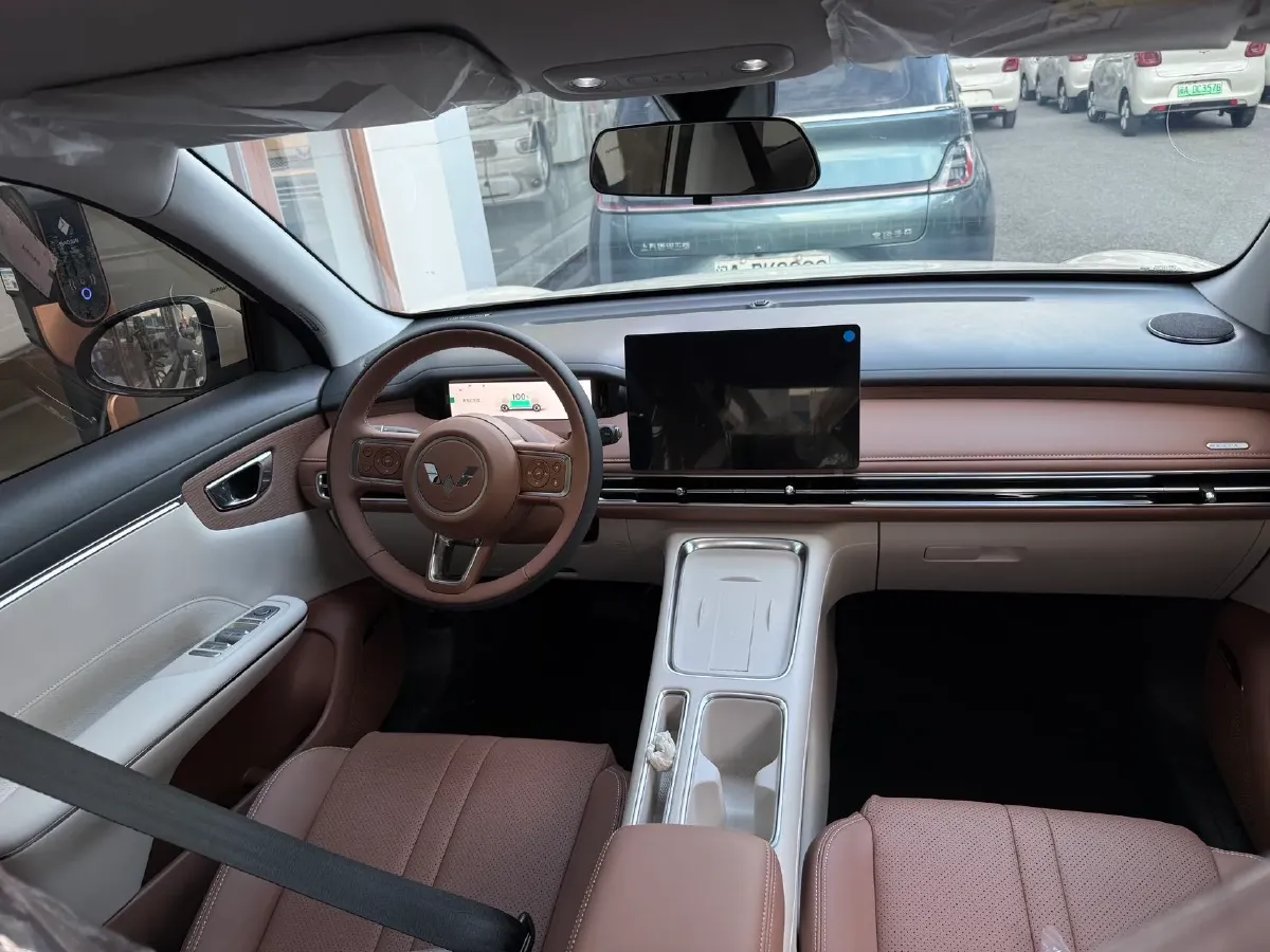 2025 WuLing BinGuo S BEV,autocango,china used car exporter,china ev exporter,chinese used car exporter,chinese used ev exporter