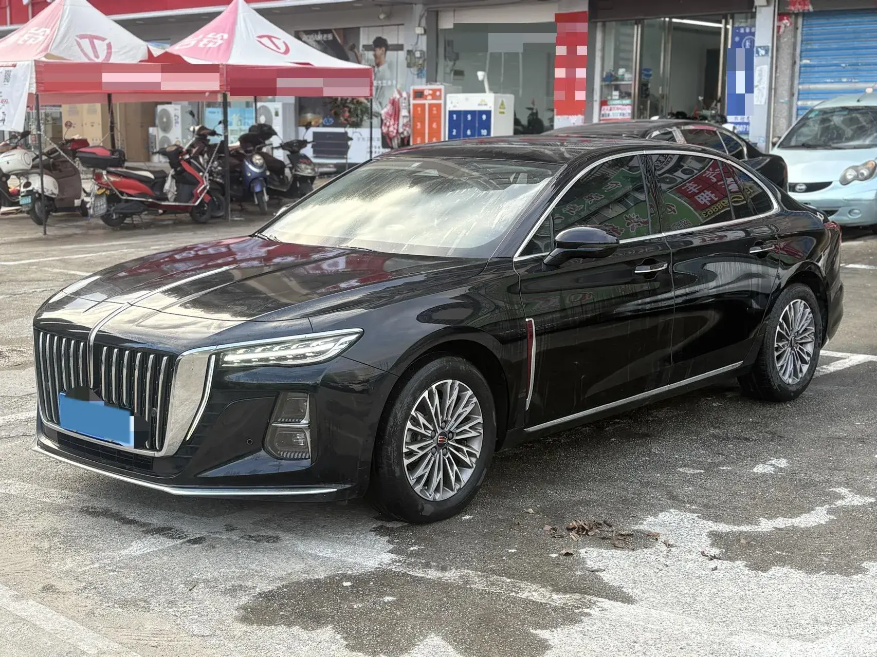 2023 HONGQI H5 view 1