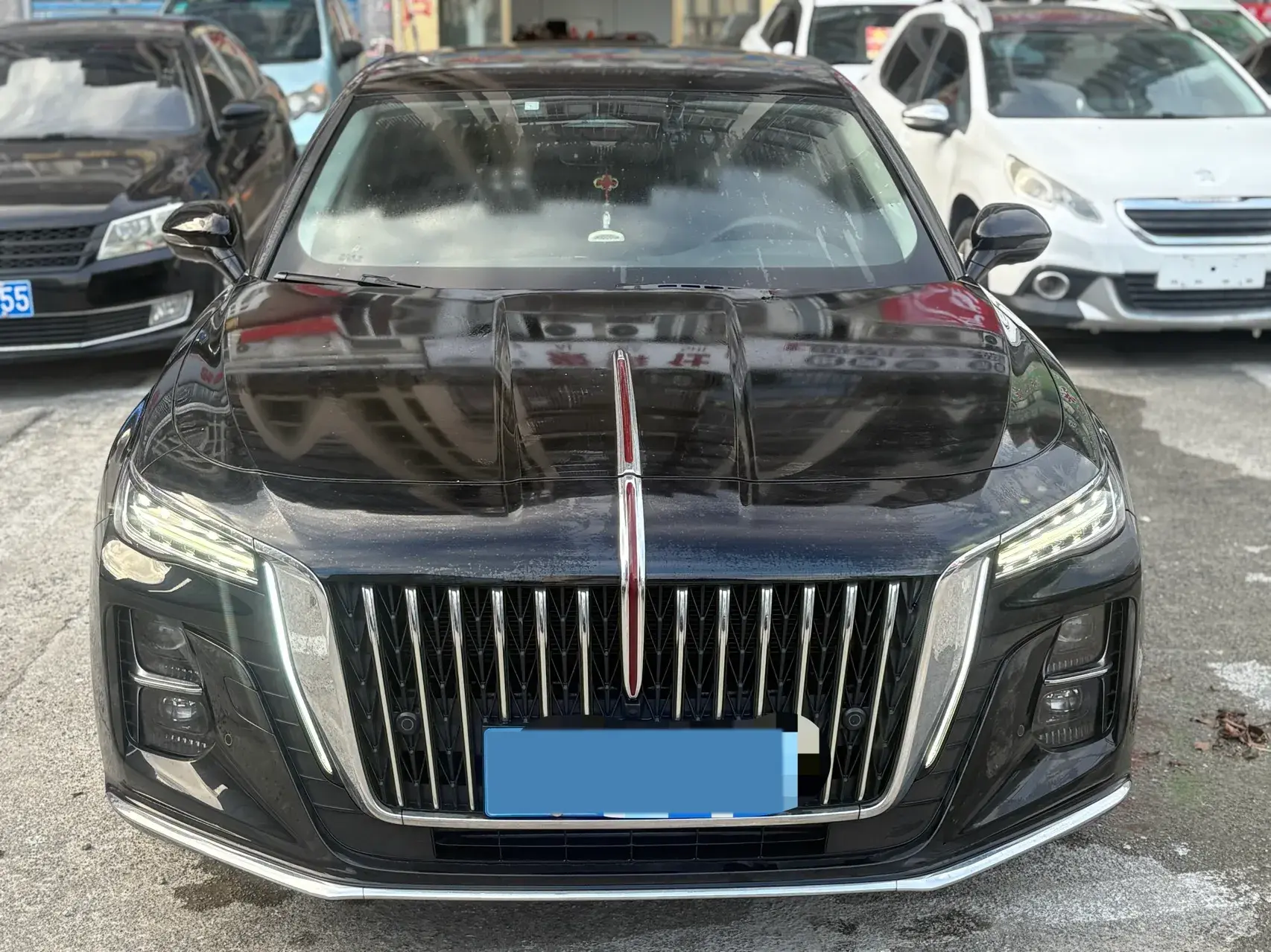 2023 HONGQI H5 thumbnail 3