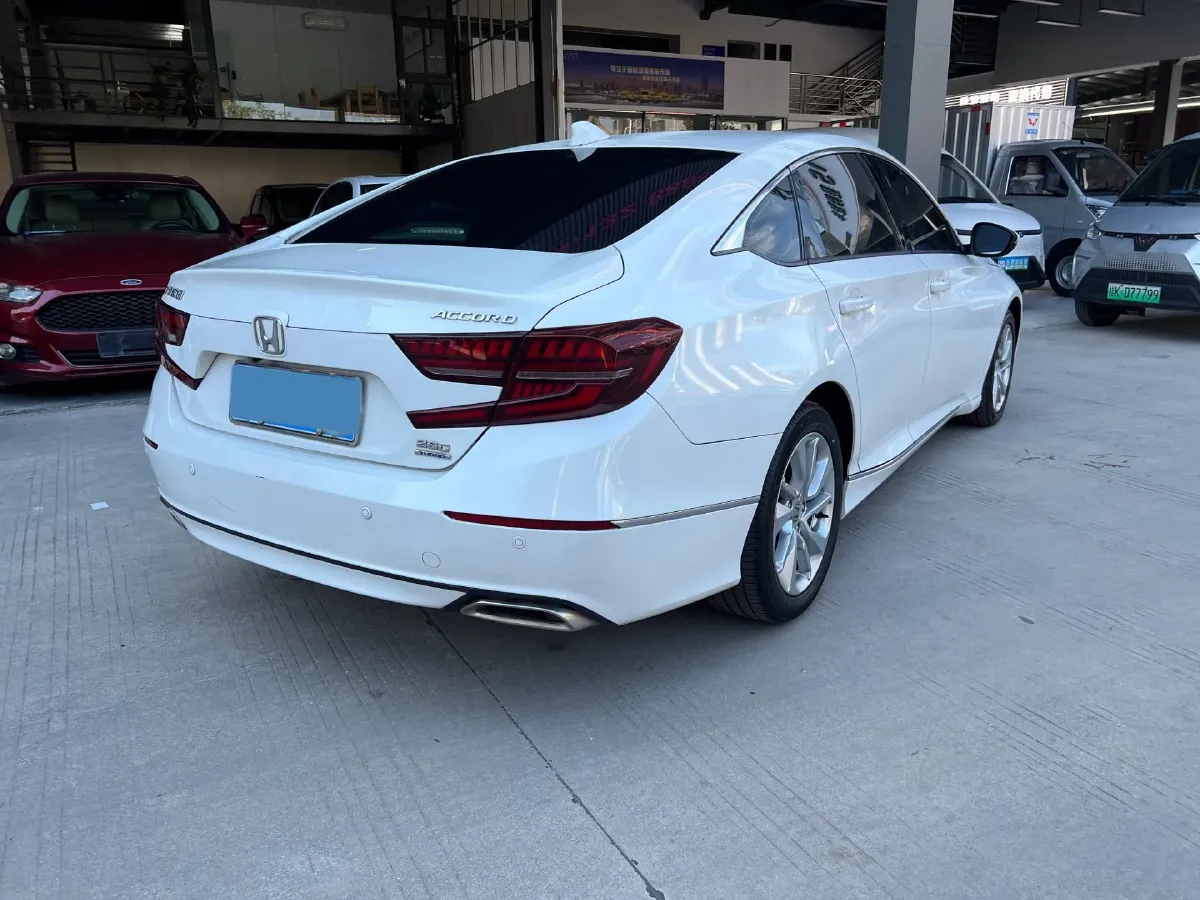 2018 Honda Accord 1.5T 194HP L4 CVT,autocango,china used car exporter,china ev exporter,chinese used car exporter,chinese used ev exporter