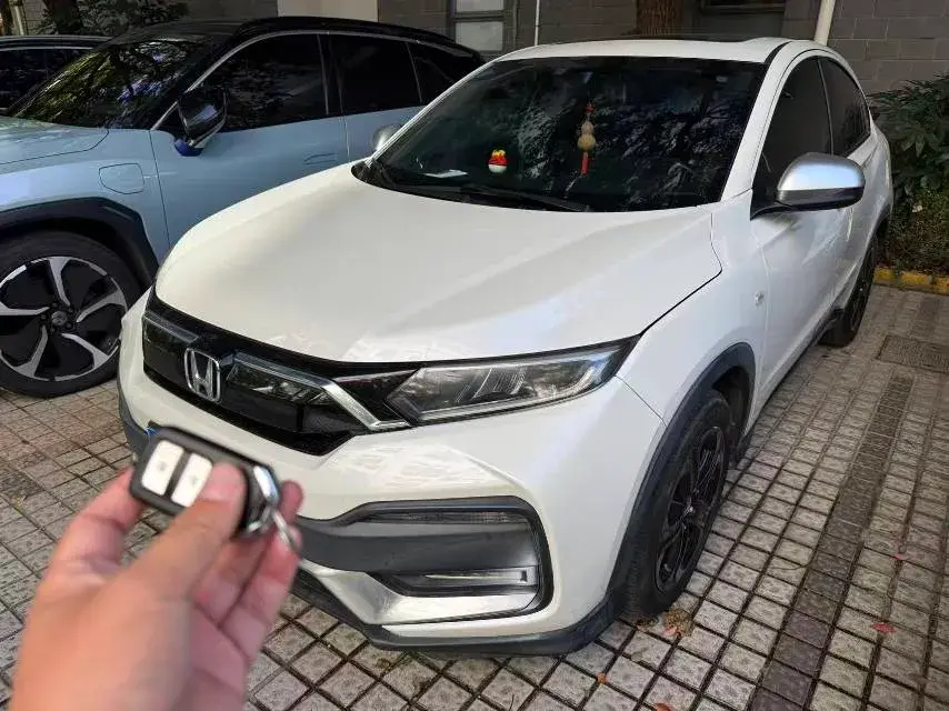 2020 HONDA XR-V view 1