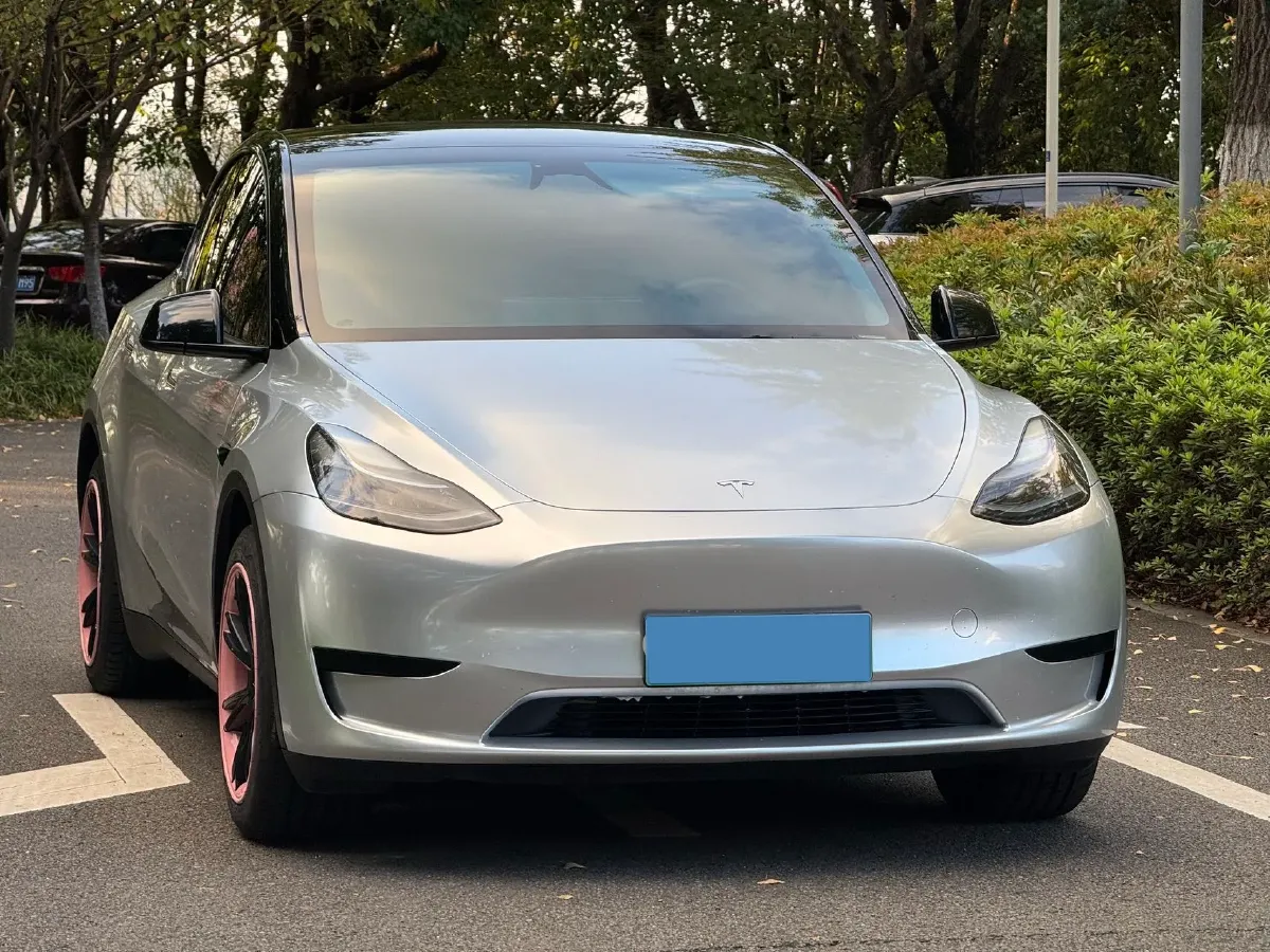 2024 Tesla Model Y BEV 60KWH,autocango,china used car exporter,china ev exporter,chinese used car exporter,chinese used ev exporter