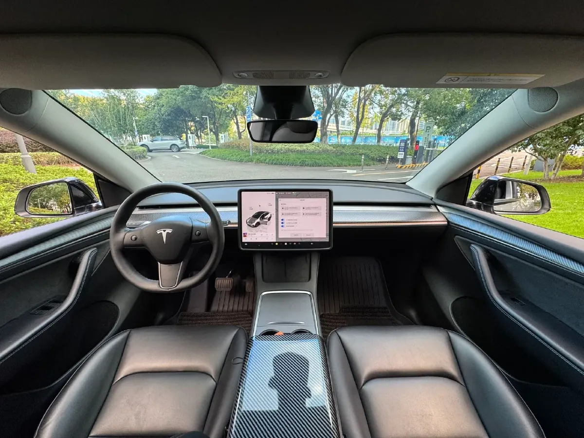 2024 Tesla Model Y BEV 60KWH,autocango,china used car exporter,china ev exporter,chinese used car exporter,chinese used ev exporter